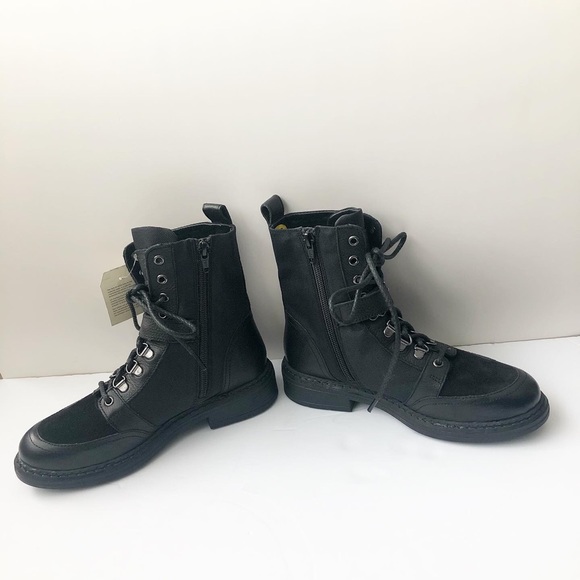 Levis black military style ankle boots - Picture 2 of 7